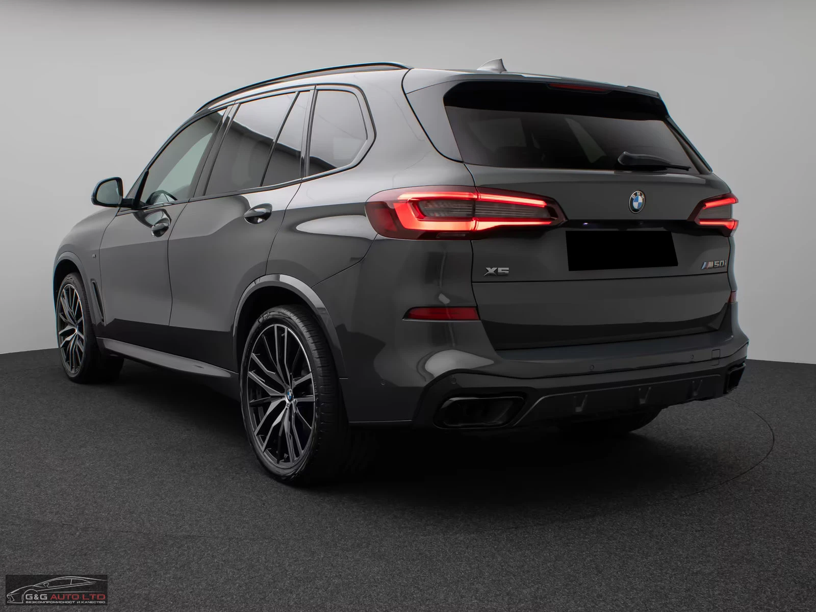 BMW X5 M50i/530HP/360/HUD/PANO/LASER/H&K/BLACK/409z, снимка 5 - Автомобили и джипове - 54539661