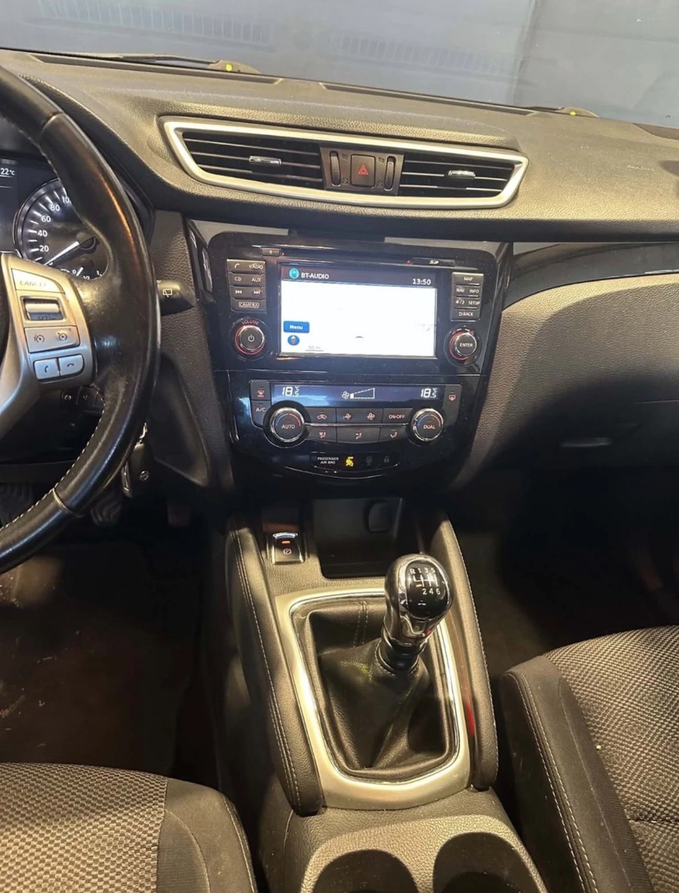 Nissan Qashqai 1.5DCI EURO6, снимка 8 - Автомобили и джипове - 55965920
