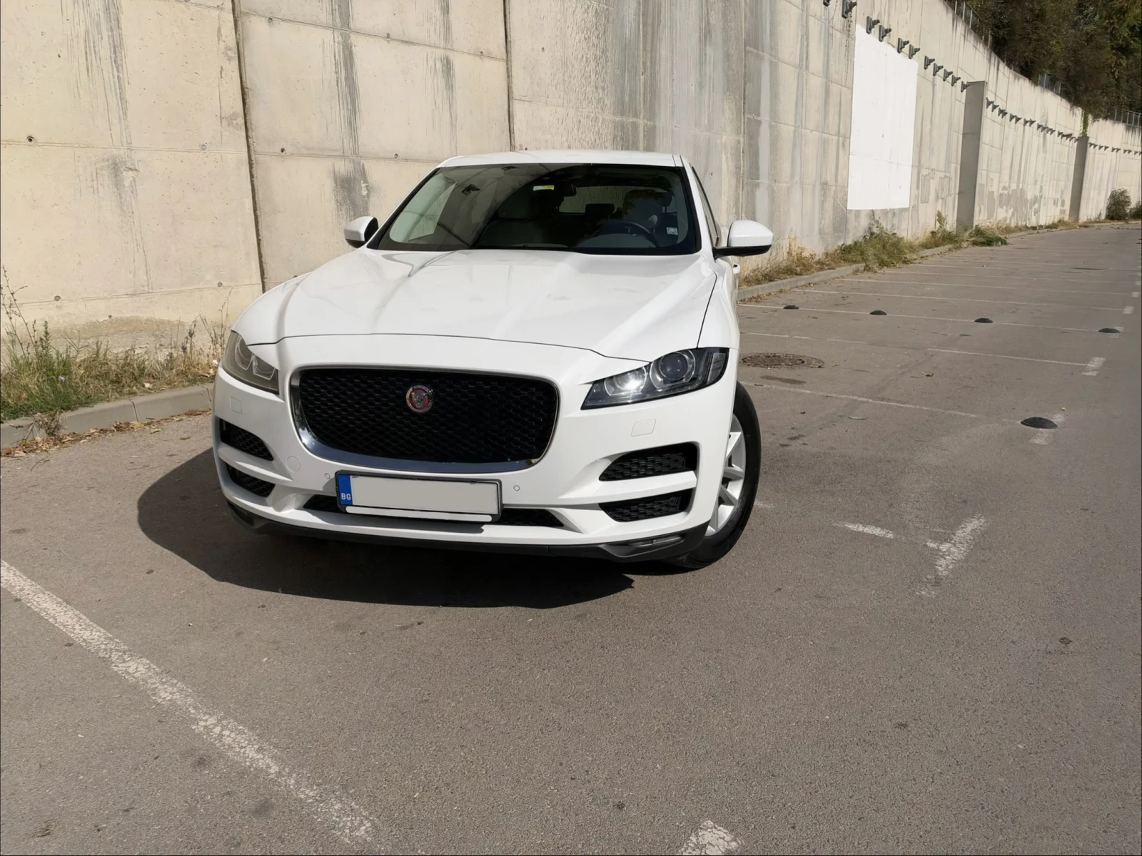 Jaguar F-PACE, снимка 2 - Автомобили и джипове - 56412667