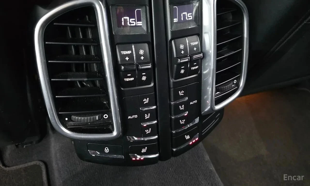 Porsche Cayenne, снимка 16 - Автомобили и джипове - 56738097