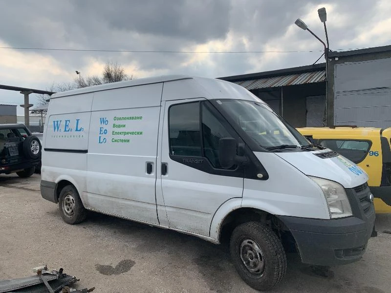 Ford Transit 2.2TDCI , снимка 3 - Бусове и автобуси - 32235821