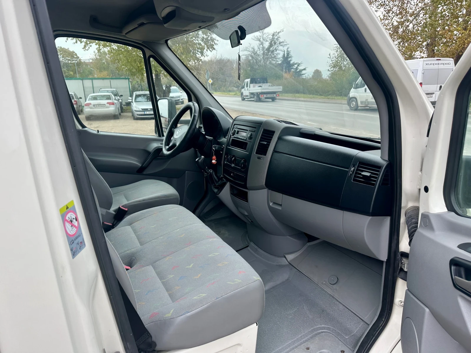 VW Crafter 2.5tdi, Алумиева каросерия 4.20 - изображение 10