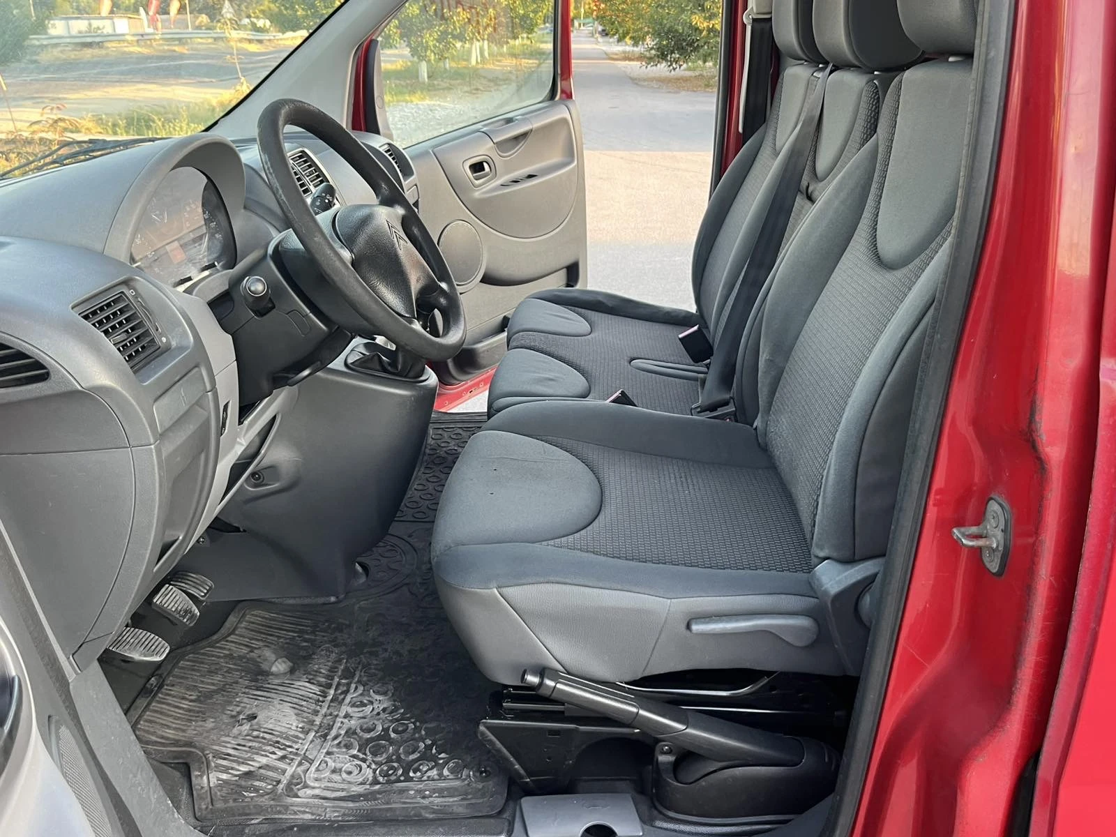 Citroen Jumpy 1.6HDI 90кс  123 000км 2 СТРАНИЧНИ ВРАТИ  - изображение 8
