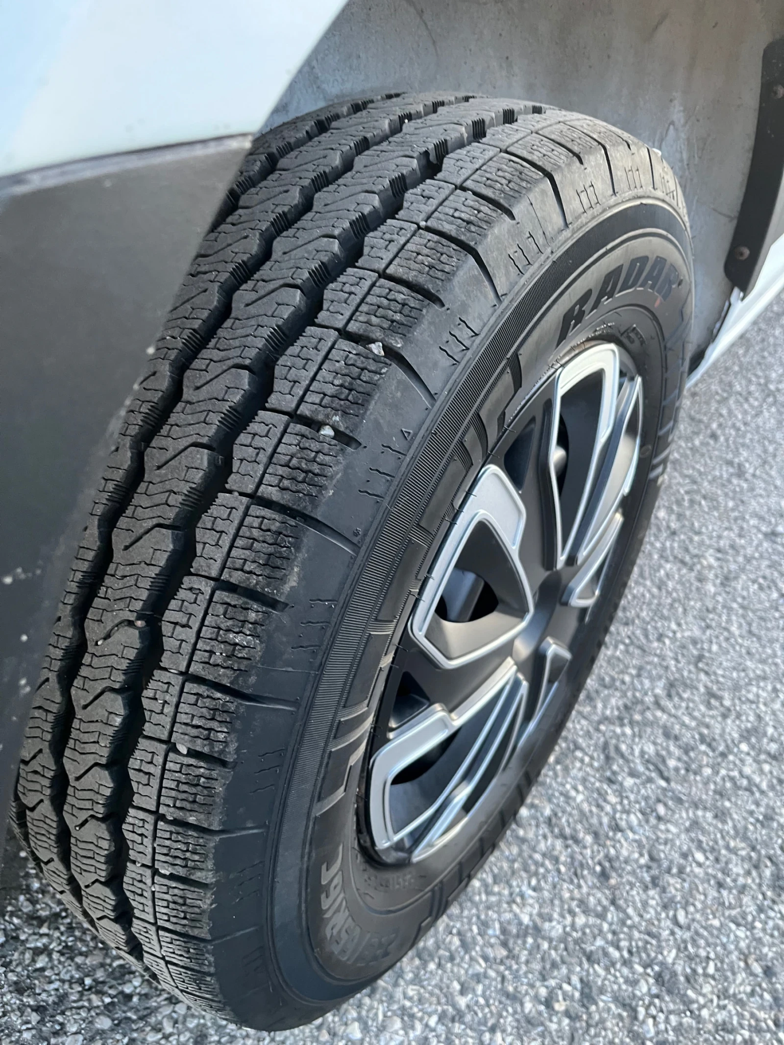 VW Crafter Maxi klima, снимка 14 - Бусове и автобуси - 53804156