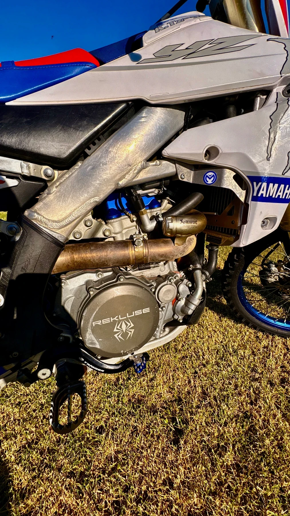 Yamaha Yzf Rekluse съеденител+ цял Akrapovic, снимка 5 - Мотоциклети и мототехника - 55741507