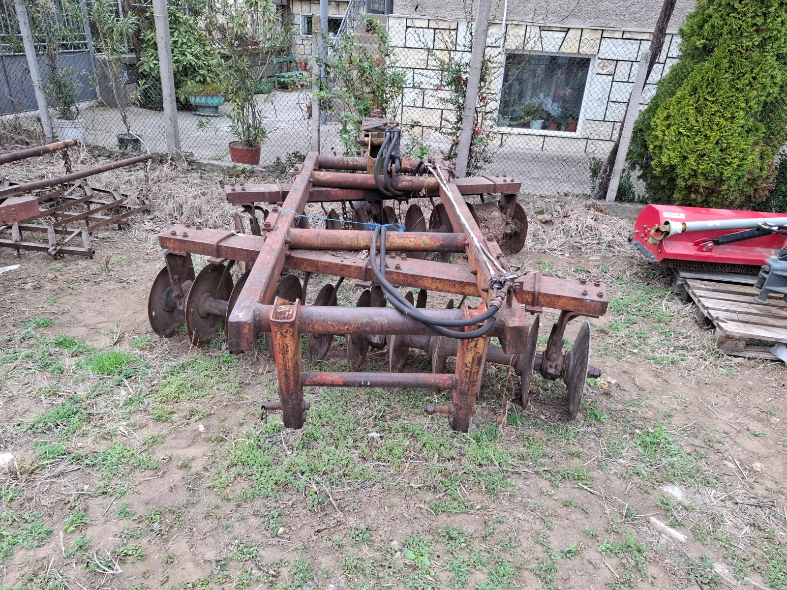 Трактор ЮМЗ ЮМЗ 65, снимка 10 - Селскостопанска техника - 53807083