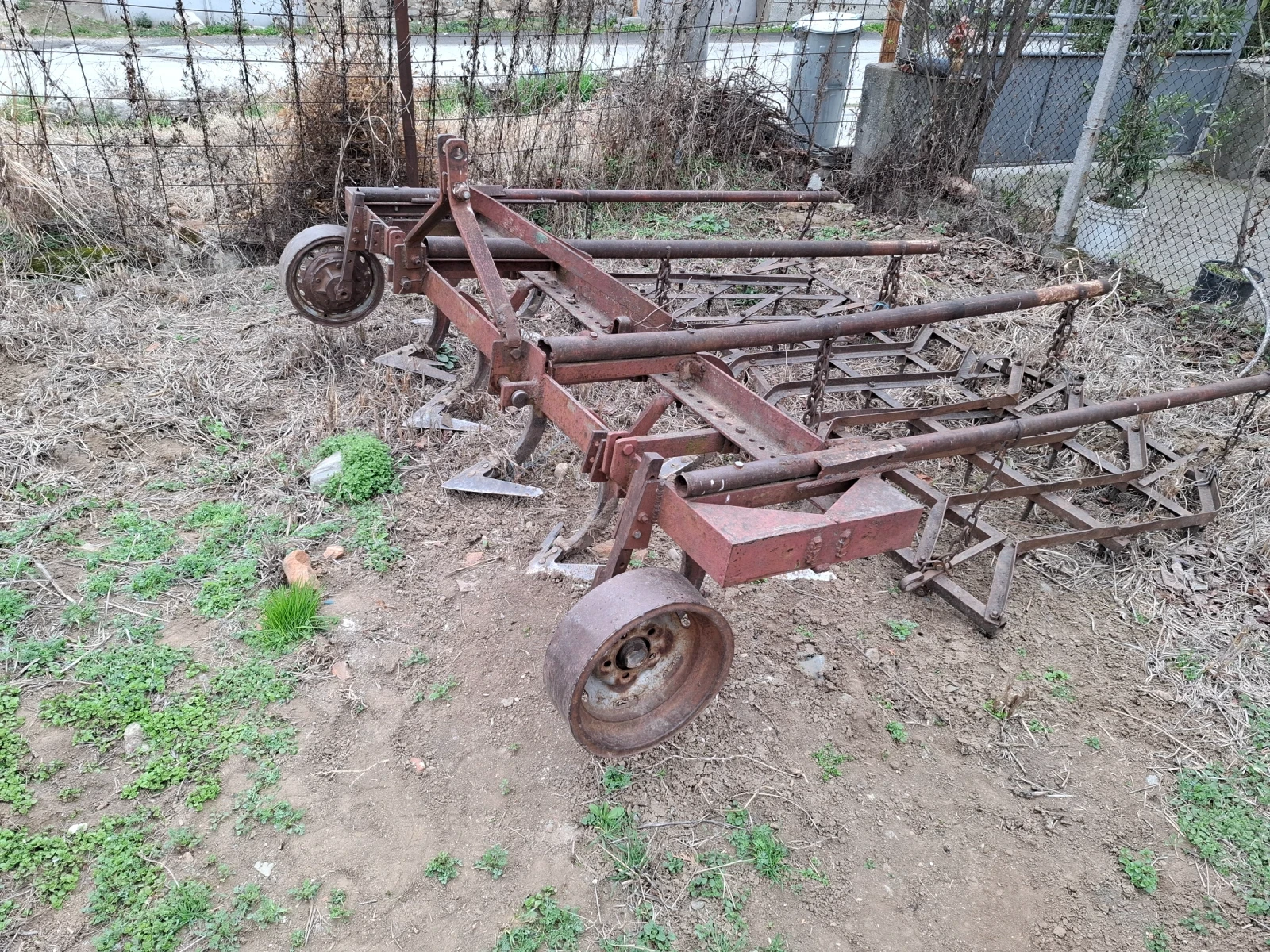 Трактор ЮМЗ ЮМЗ 65, снимка 17 - Селскостопанска техника - 53807083