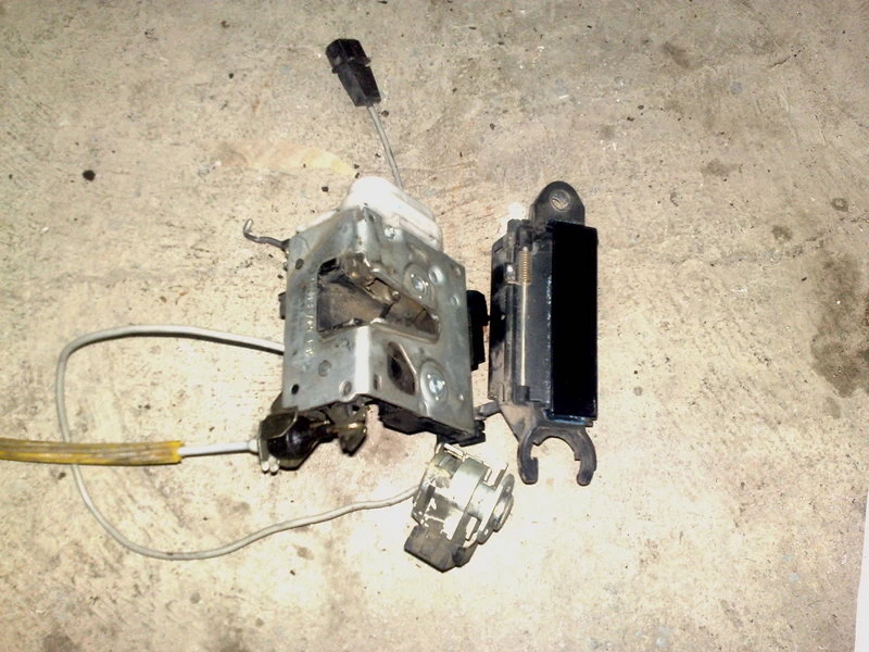 Брава врата за Ауди А4 (предна дясна)