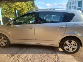 Toyota Corolla verso 2.2, снимка 3