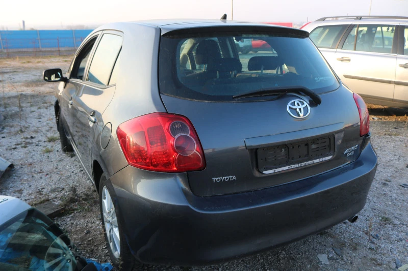 Toyota Auris 2.0 D4D, снимка 7 - Автомобили и джипове - 39050113