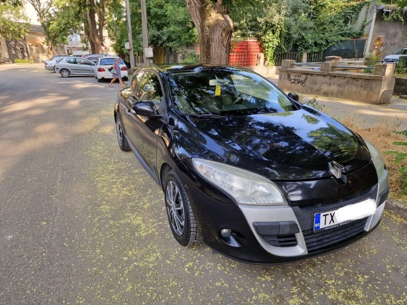 Renault Megane Coupe 1.9dci, снимка 2 - Автомобили и джипове - 47570359