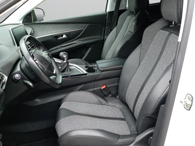 Peugeot 5008 NEW ALLURE  1.5 BlueHDi 130 BVM6 E 6.2, снимка 10 - Автомобили и джипове - 52332962