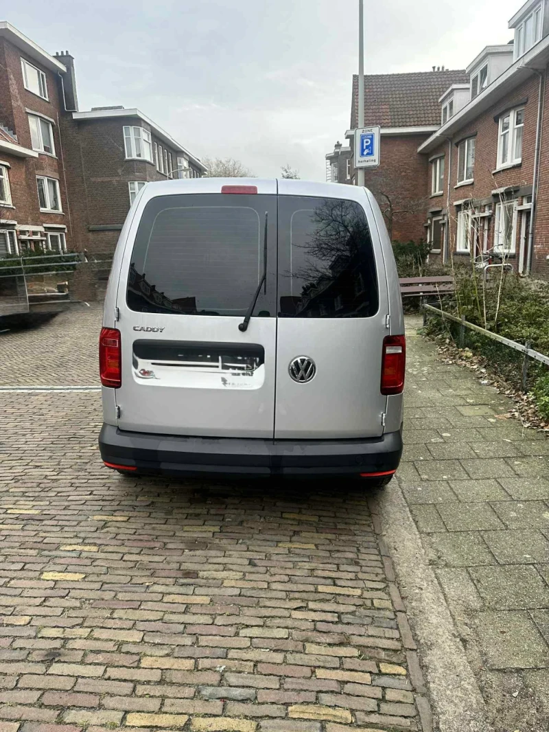 VW Caddy, снимка 7 - Автомобили и джипове - 52592966