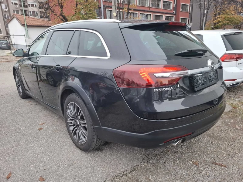 Opel Insignia 2.0 CDTI 4X4, снимка 6 - Автомобили и джипове - 53002086