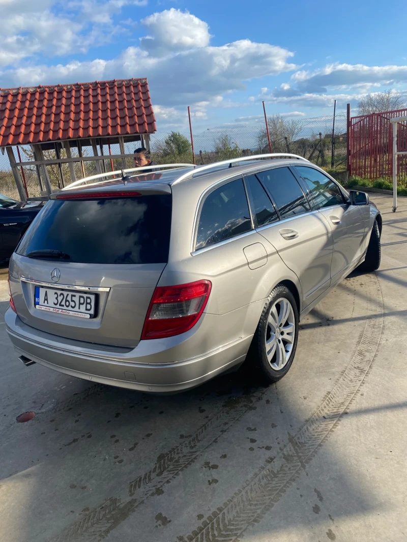 Mercedes-Benz C 220