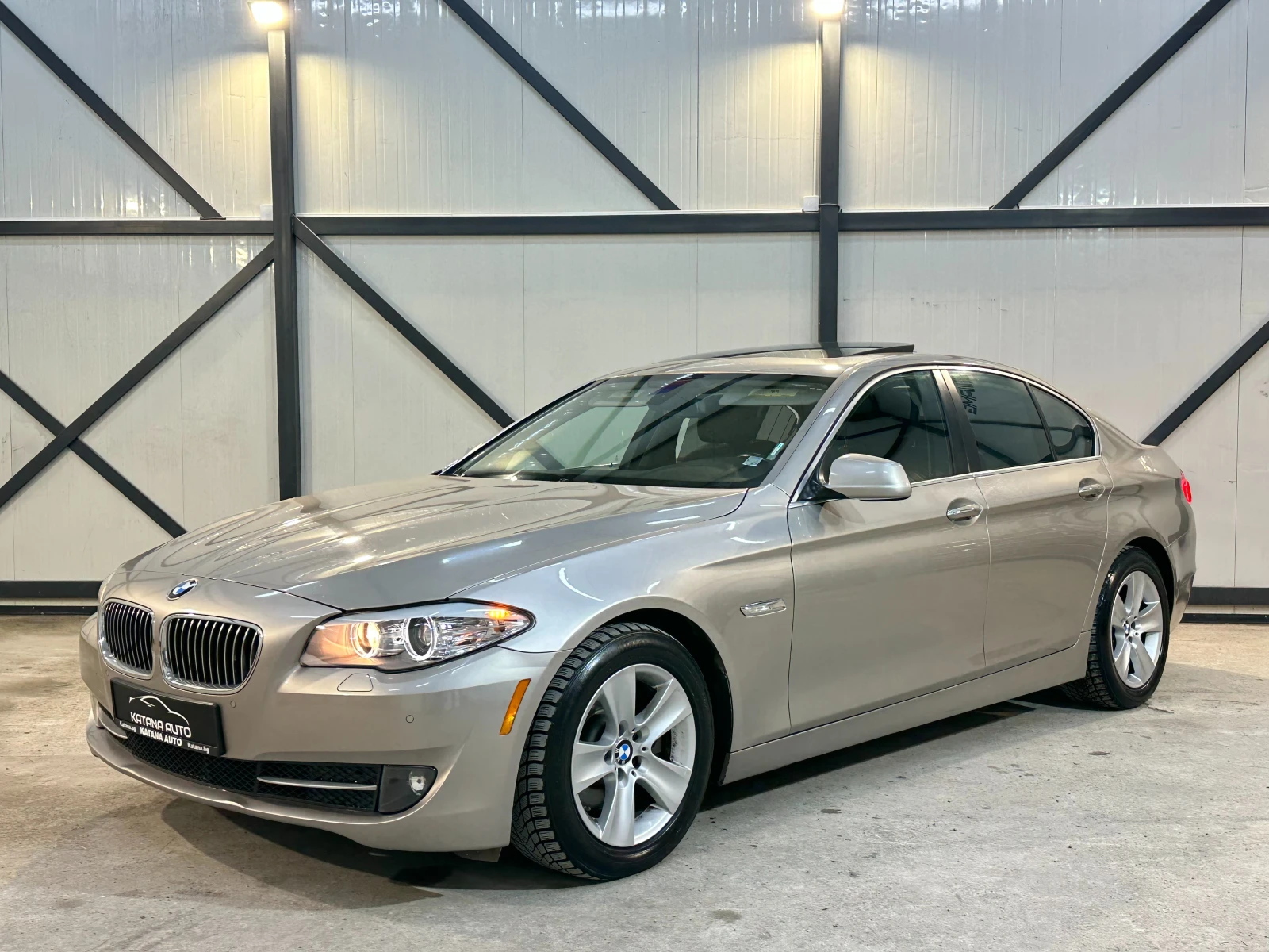 BMW 528 * 3.0* СТАВА НА ГАЗ* ПОДГРЕВ* KEYLESS* , снимка 1
