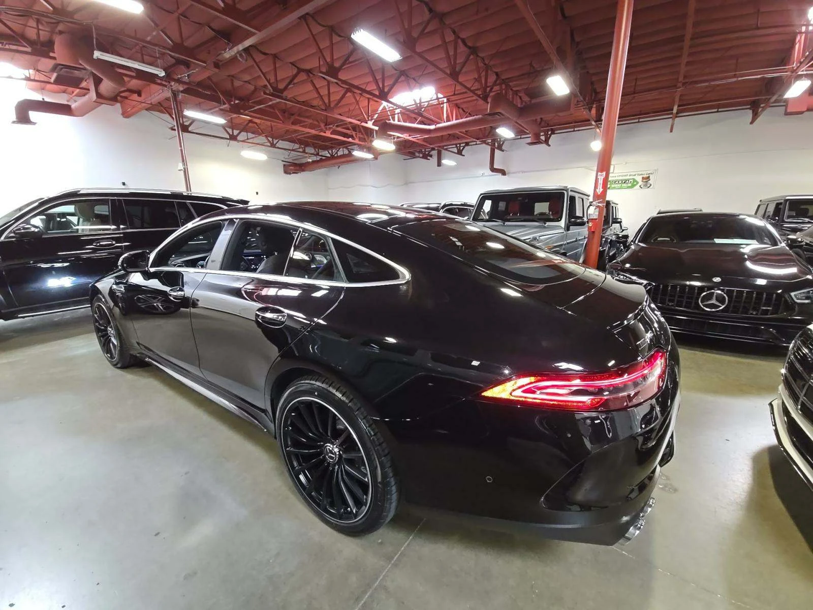 Mercedes-Benz GT AMG* 360* DISTRONIK* BURMASTER* LANE ASSIST* KEYLE - изображение 4