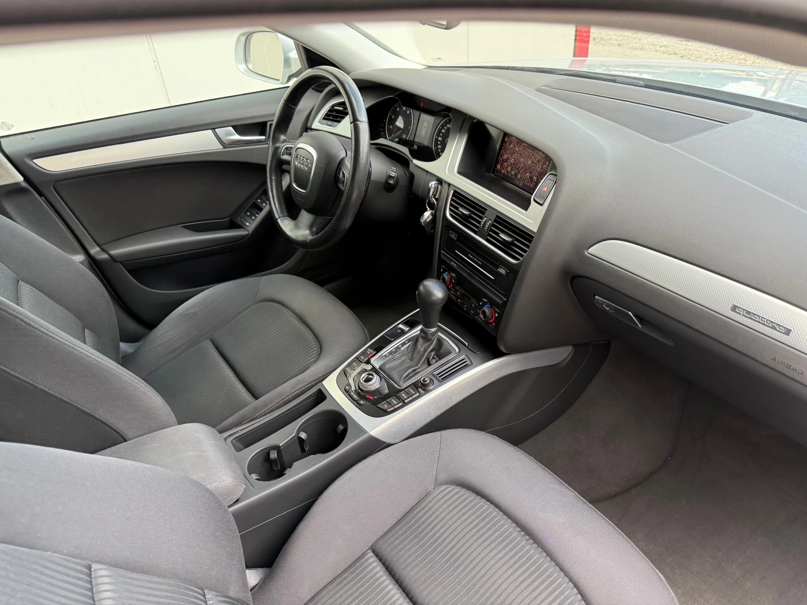 Audi A4 2.0T QUATTRO* * XENON* * LED* NAVI | Mobile.bg   12