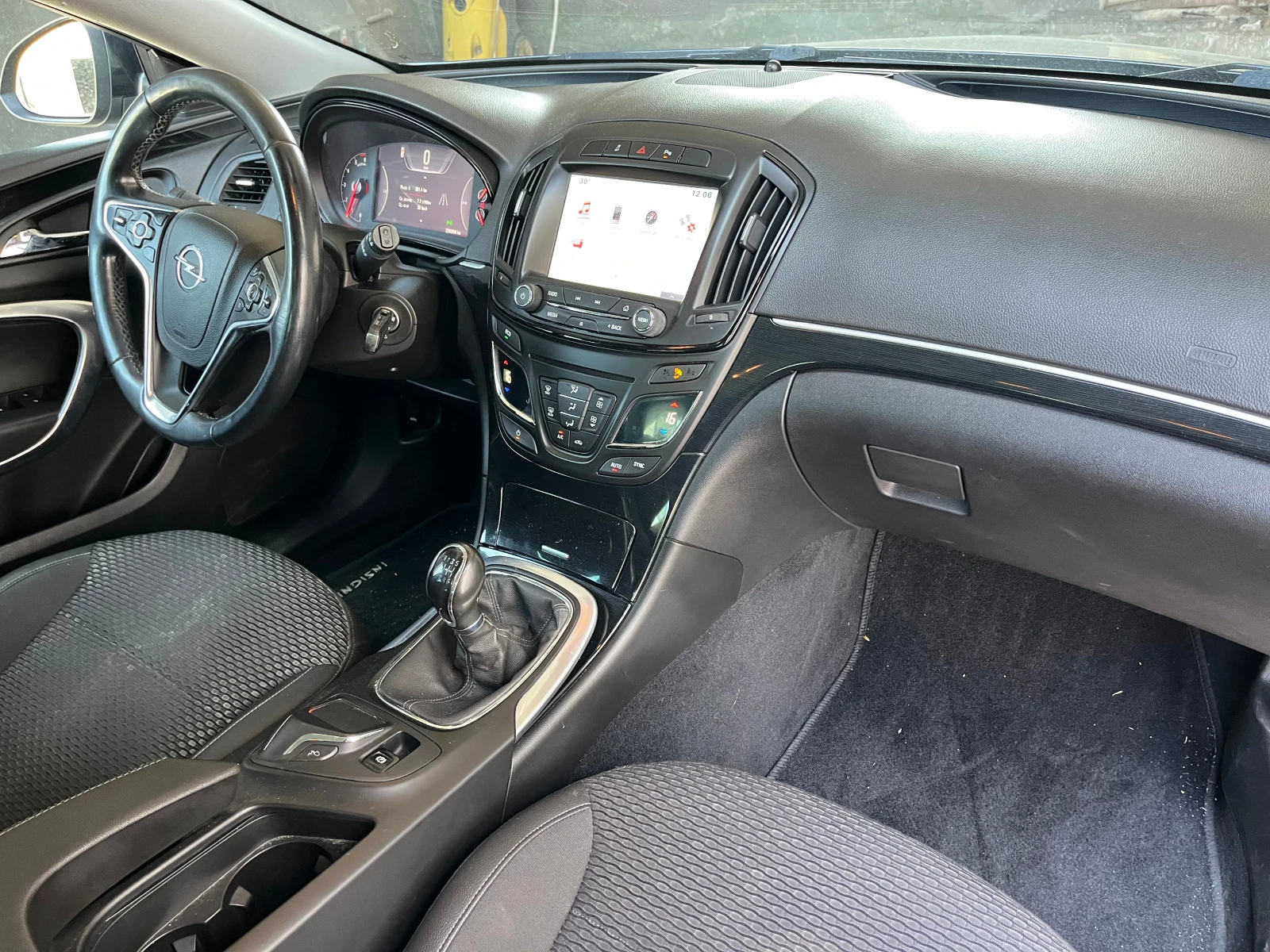Opel Insignia 2.0 Diesel - изображение 10