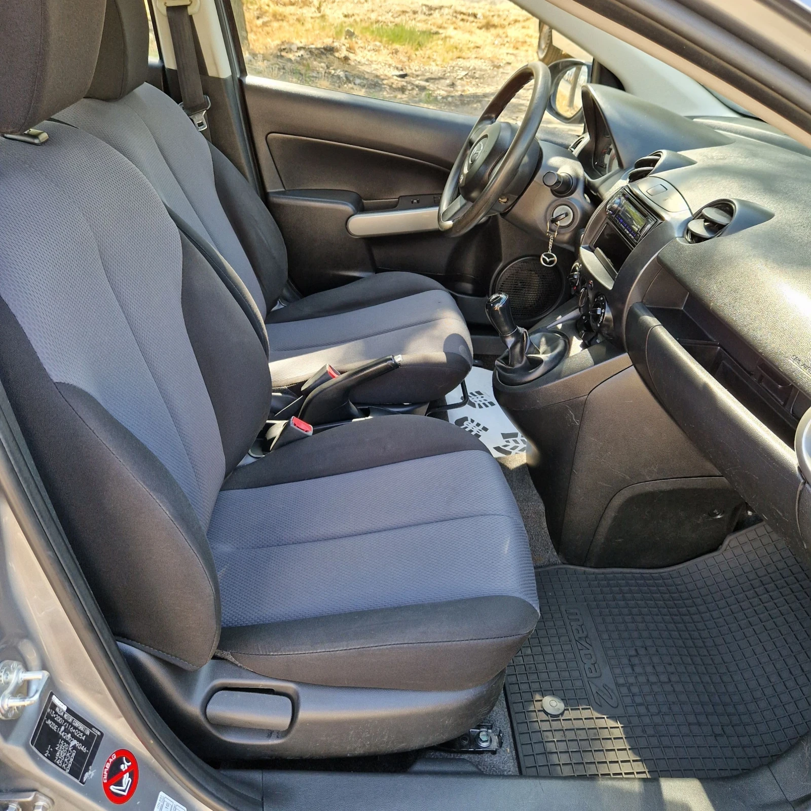 Mazda 2 1.4 HDI - изображение 10