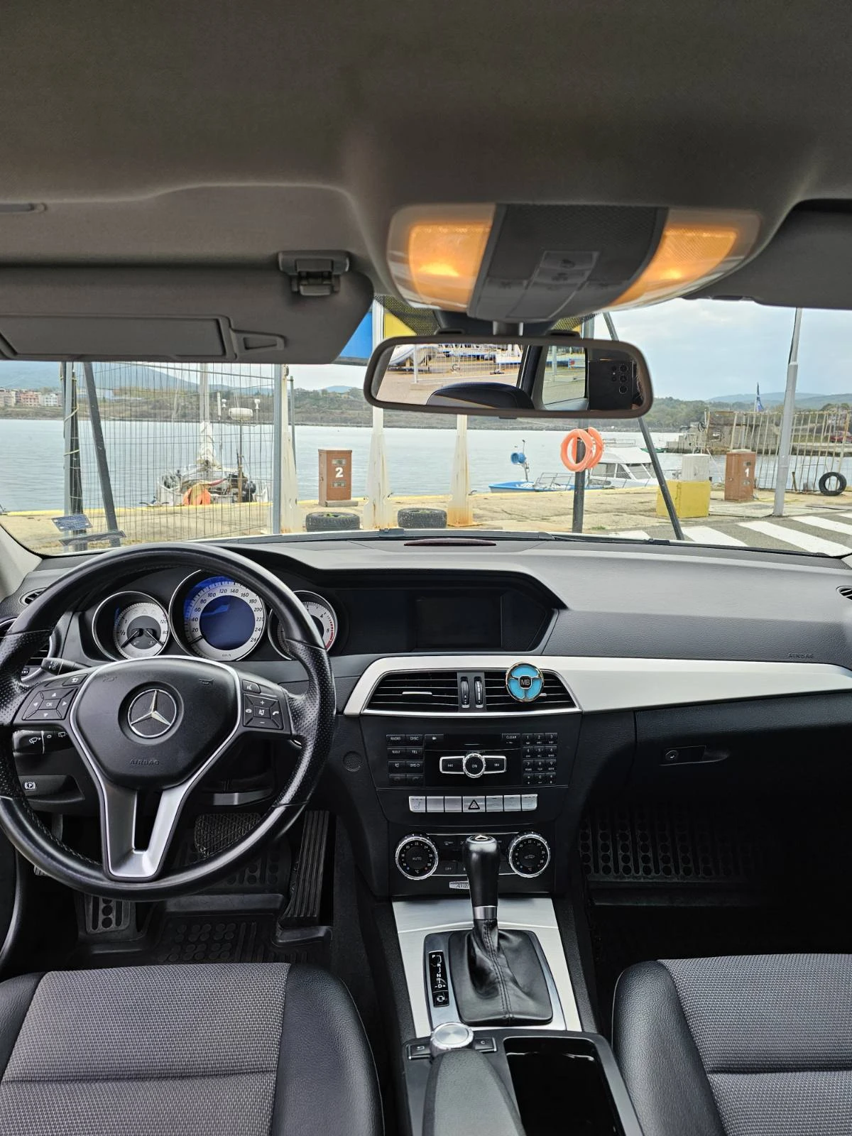 Mercedes-Benz C 220 2.2 | Mobile.bg   9