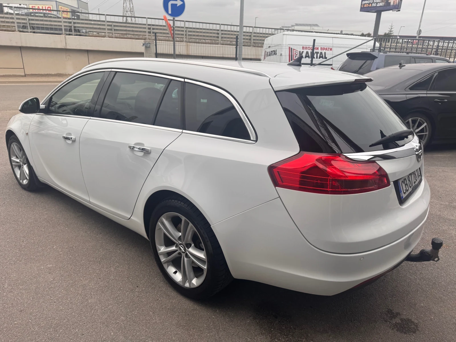 Opel Insignia 2.0CDTI 4x4 Navi Xenon теглич - изображение 3