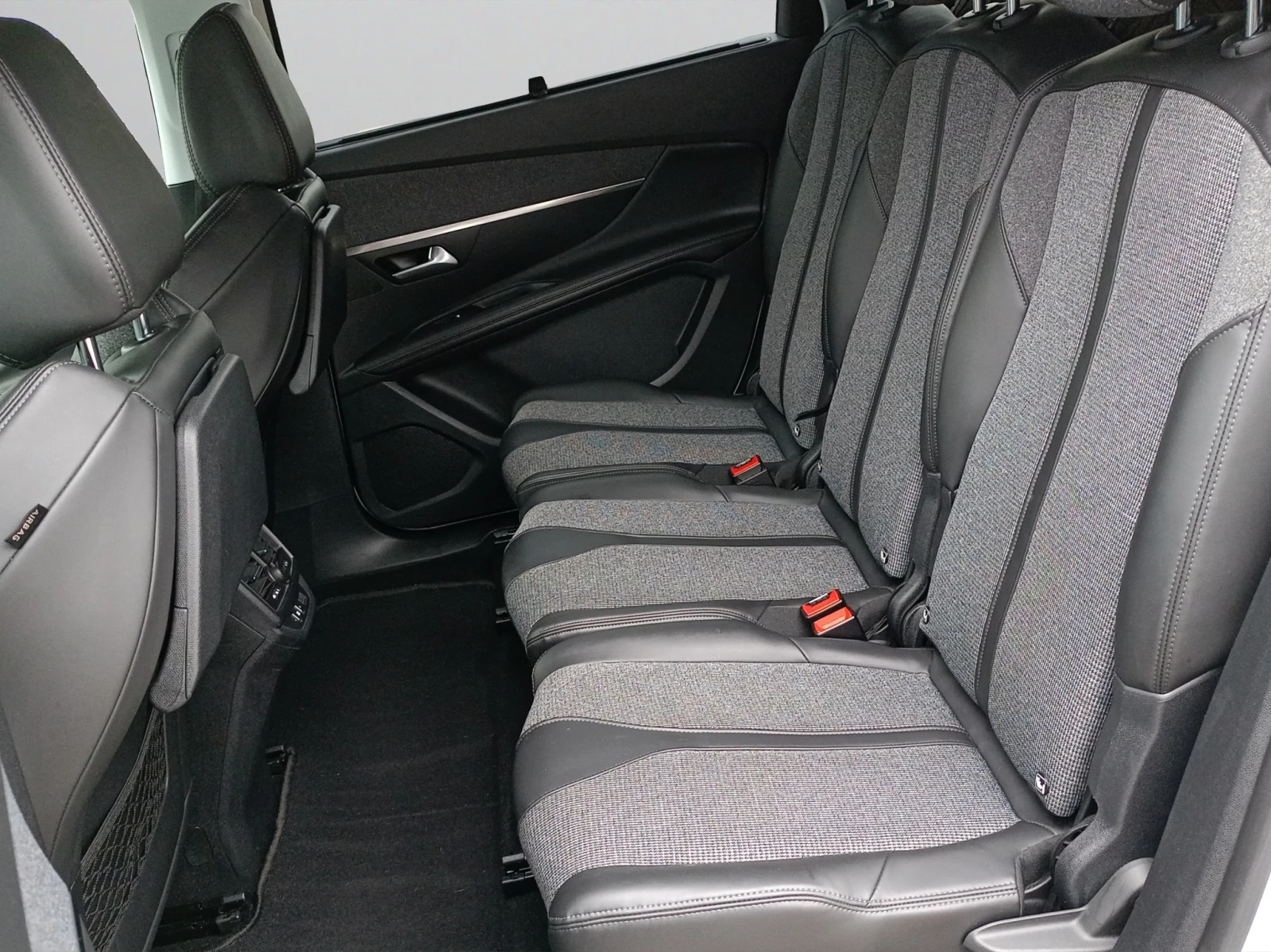 Peugeot 5008 NEW ALLURE  1.5 BlueHDi 130 BVM6 E 6.2 | Mobile.bg   11