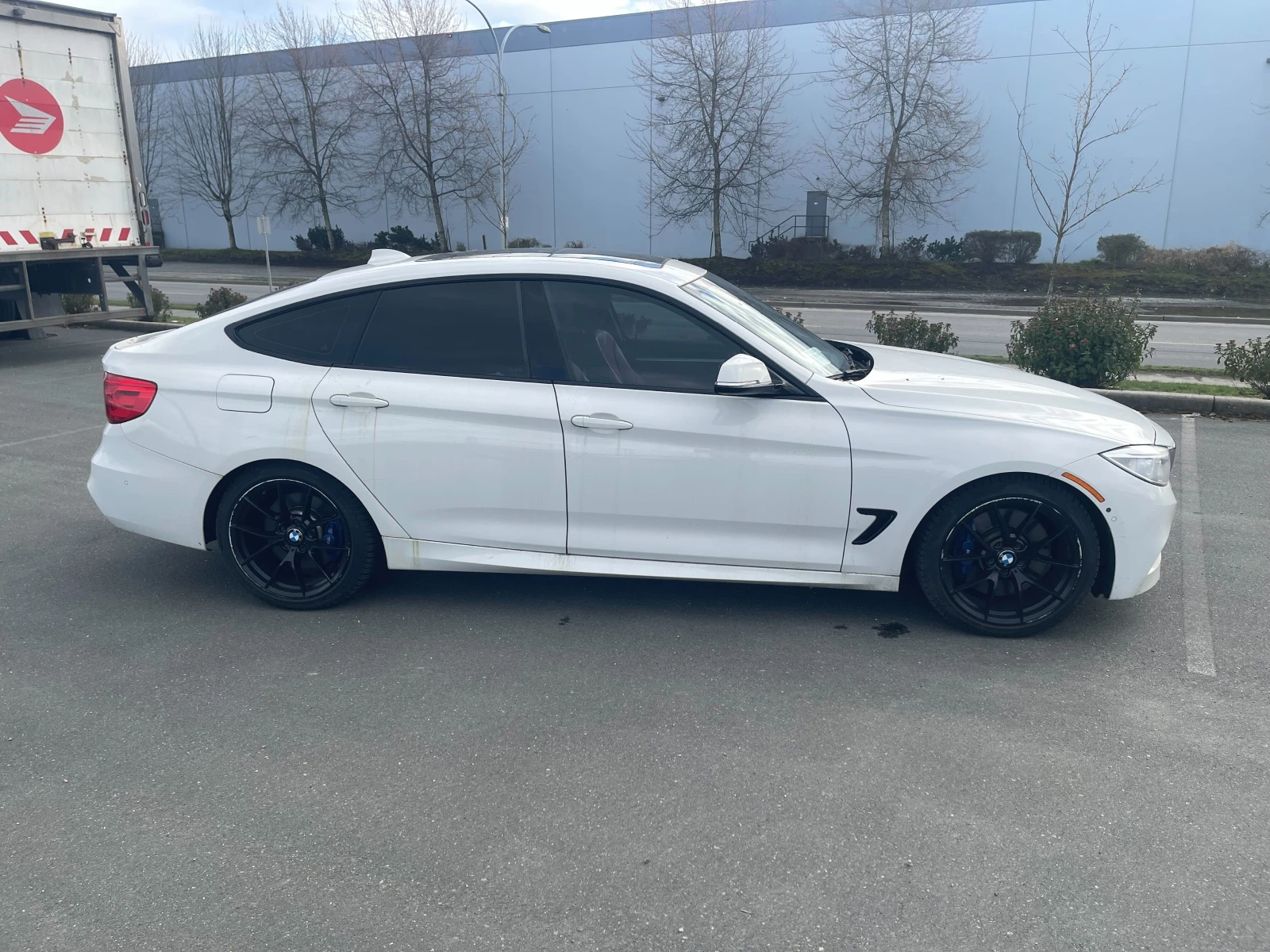 BMW 335 i X-DRIVE* GRAN TURISMO* АвтоКредит(ЦЕНА ДО БГ) - изображение 4