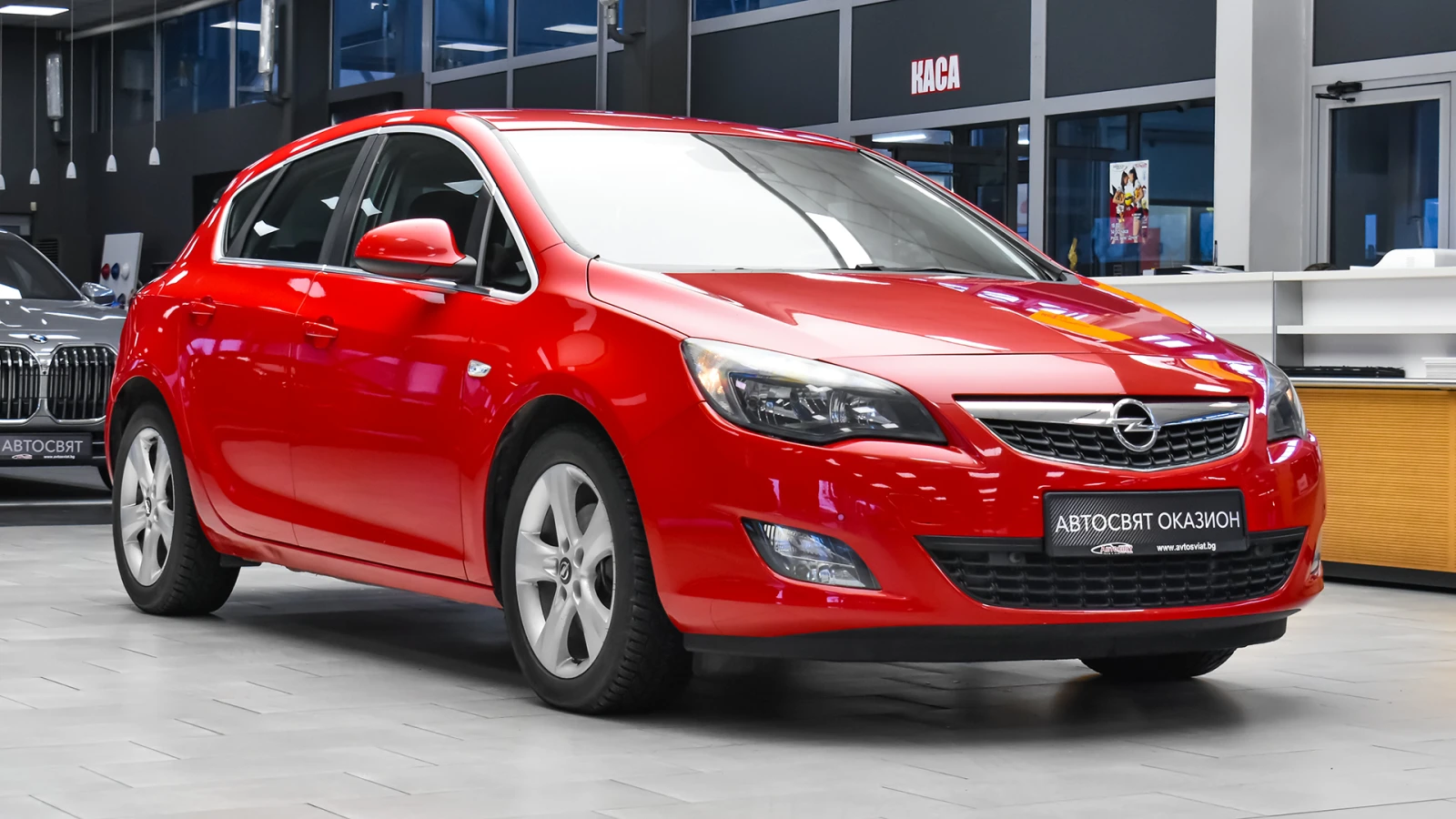 Opel Astra 1.6 Turbo Sport Automatic, снимка 5 - Автомобили и джипове - 53972562