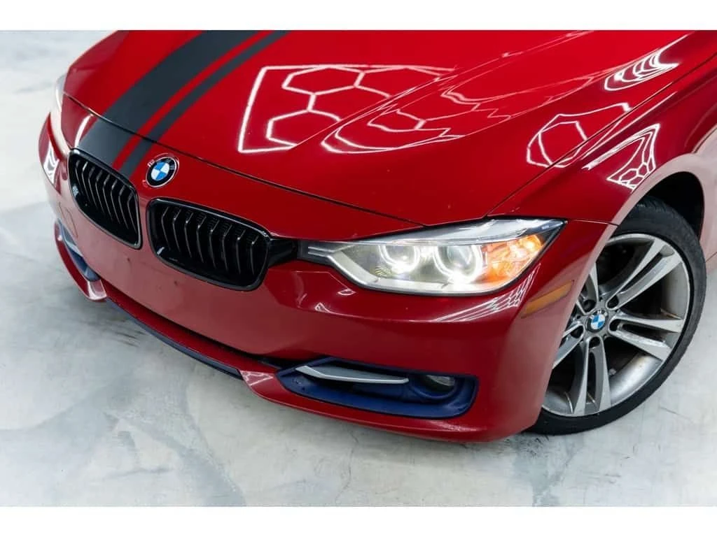 BMW 328 * 328i | RED ON BLACK | SPORT SEDAN | RWD * CARFAX, снимка 8 - Автомобили и джипове - 54044573