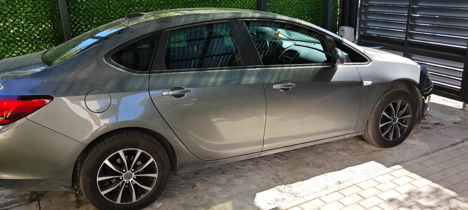 Opel Astra J, 1.6 бензин, снимка 6 - Автомобили и джипове - 54479146