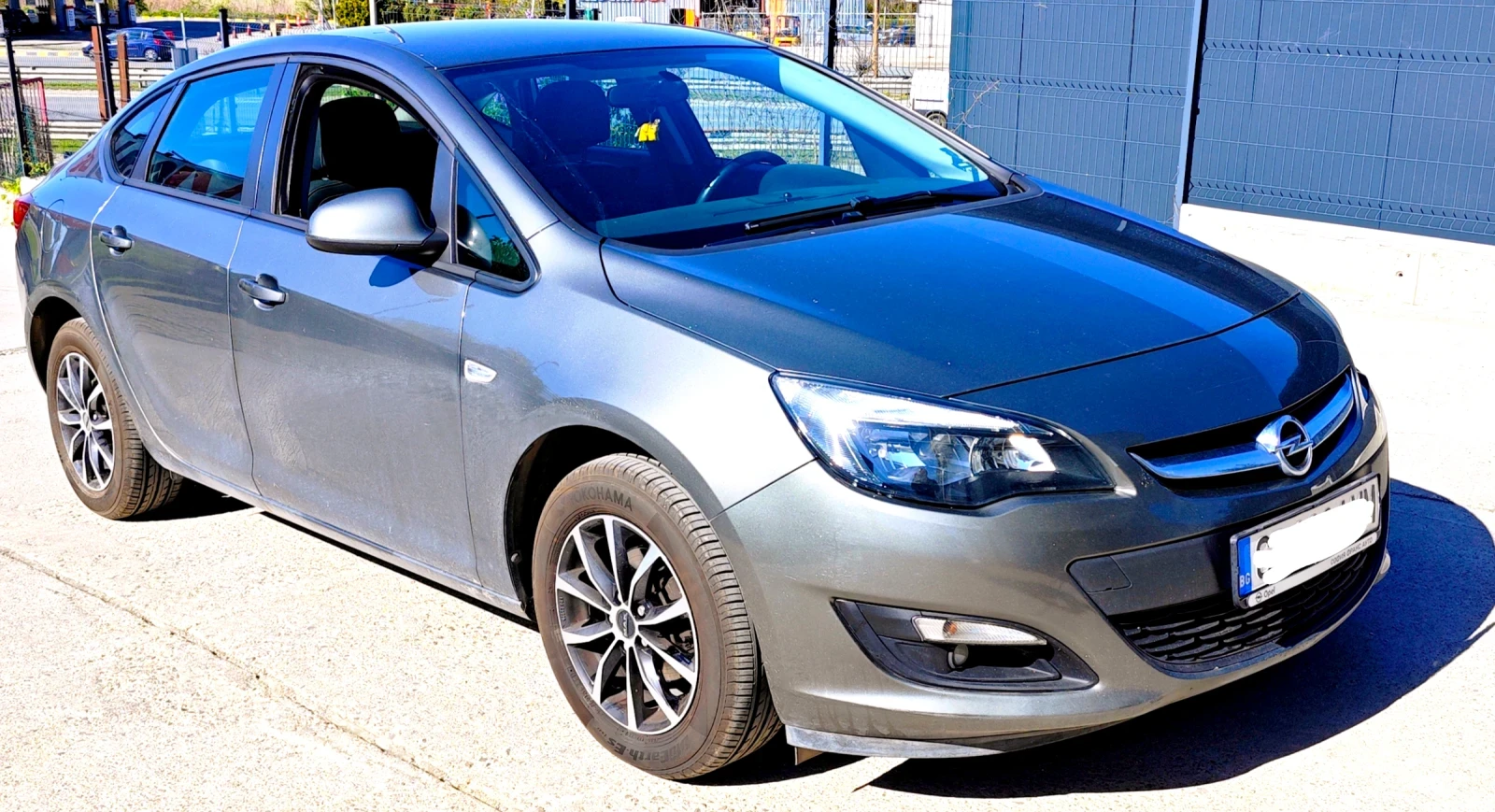 Opel Astra J, 1.6 бензин / бензин, снимка 9 - Автомобили и джипове - 54479146