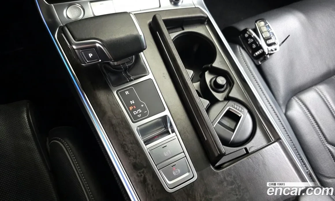 Audi A7 3.0TDI Quattro, Distronic, HeadUP, Обдух, Matrix, снимка 14 - Автомобили и джипове - 54566432