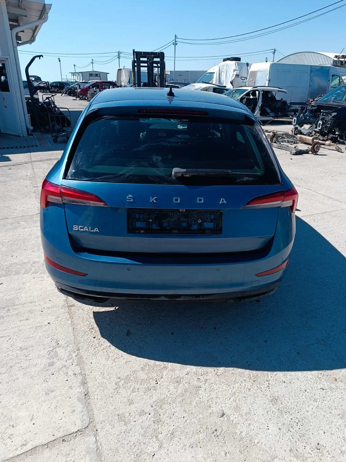 Skoda Scala 1.0TSI  DKR, снимка 2 - Автомобили и джипове - 54571601