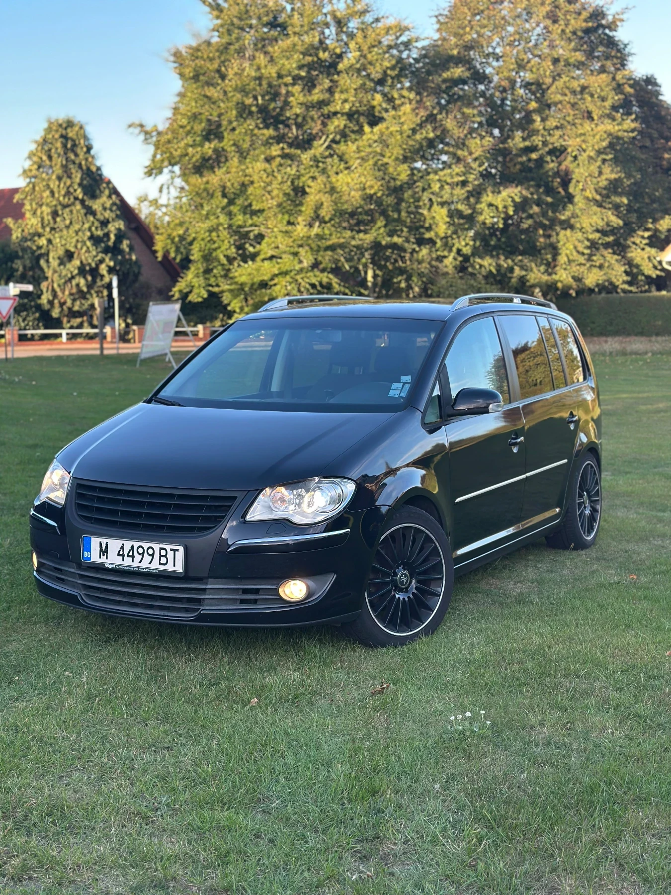 VW Touran, снимка 9 - Автомобили и джипове - 54858539