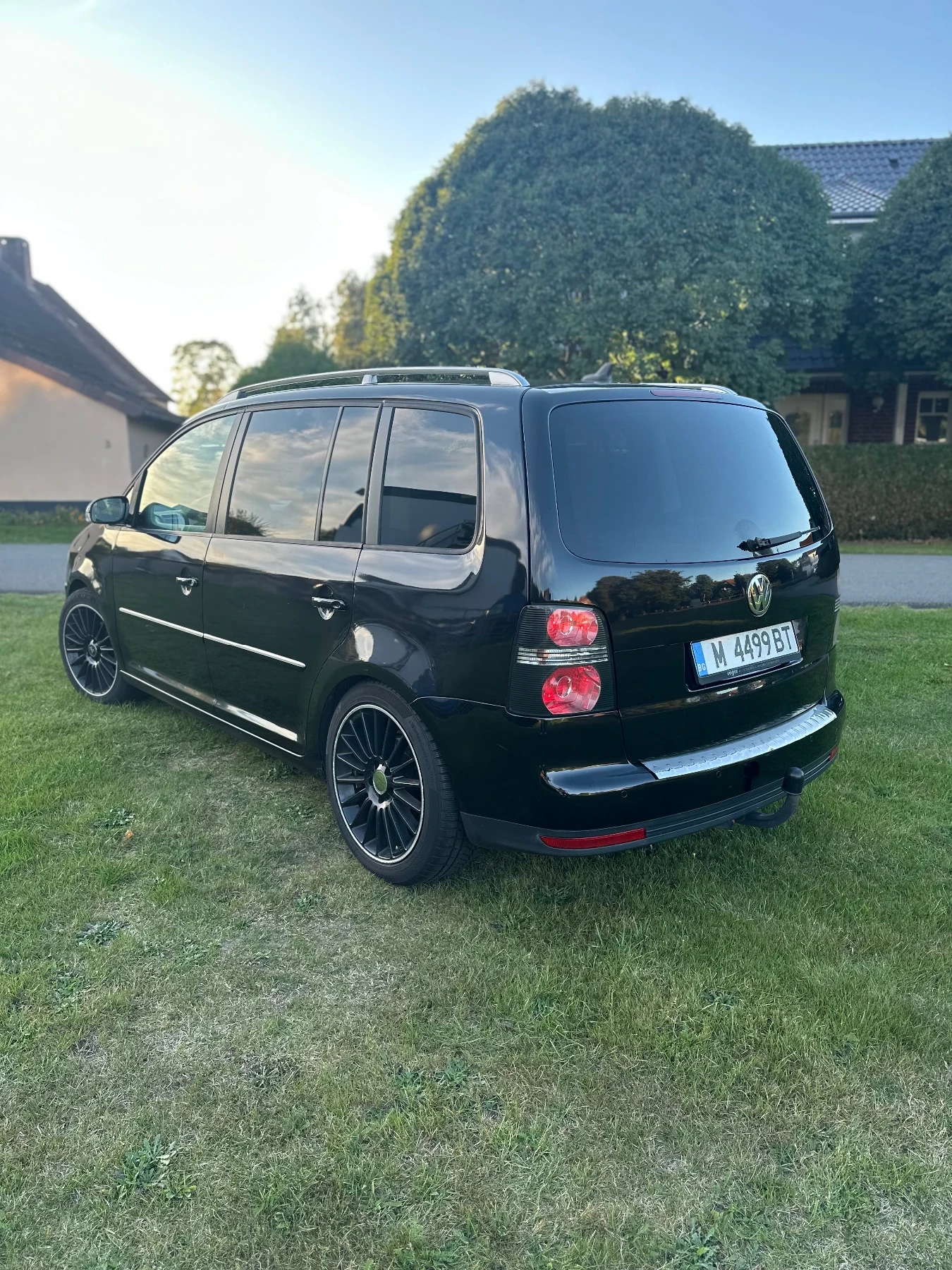 VW Touran, снимка 7 - Автомобили и джипове - 54858539