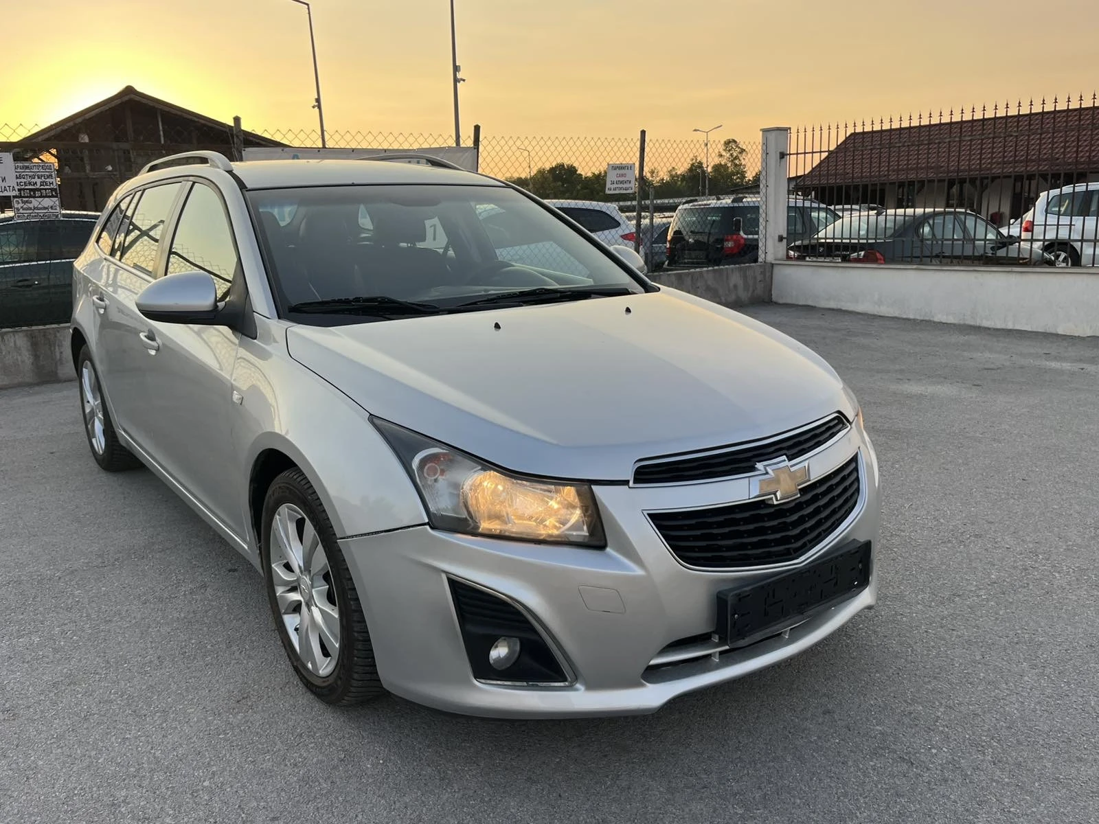 Chevrolet Cruze 2.0TDI 163кс EU 5 АВТОМАТ КЛИМАТРОНИК АВТОПИЛОТ  , снимка 3 - Автомобили и джипове - 55076463
