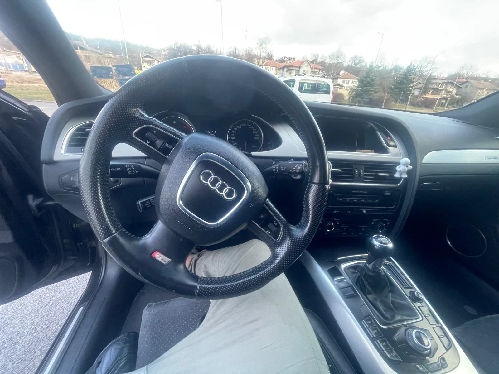 Audi A4 3 TDI S-Line, снимка 8 - Автомобили и джипове - 55327720