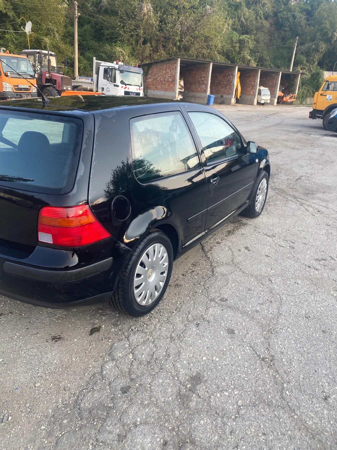 VW Golf, снимка 5 - Автомобили и джипове - 55965601