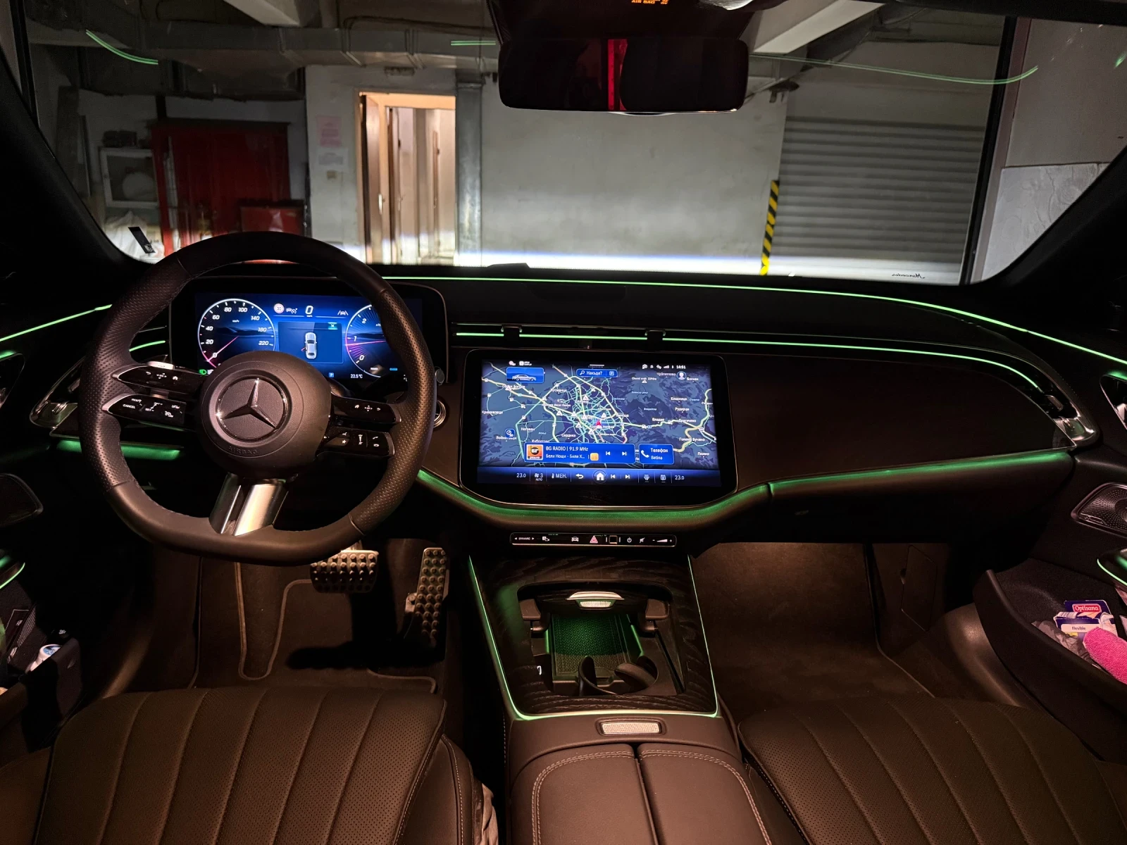 Mercedes-Benz E 220 4MATIK* AMG* �������� ��������* ������� ����� ���� | Mobile.bg � ����������� 12