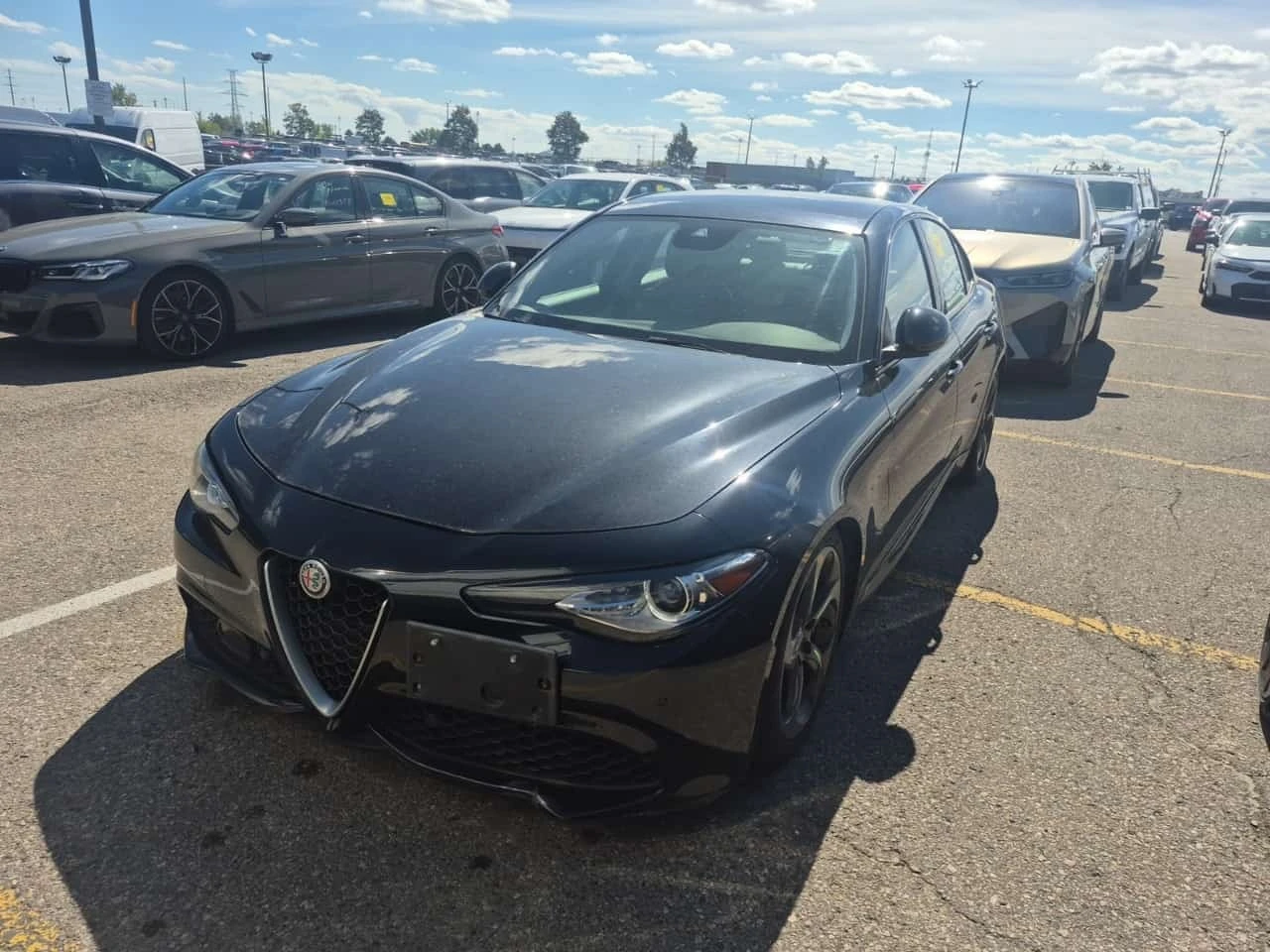 Alfa Romeo Giulia  AWD 2.0 turbo / DISTRONIC / АВТОКРЕДИТ 