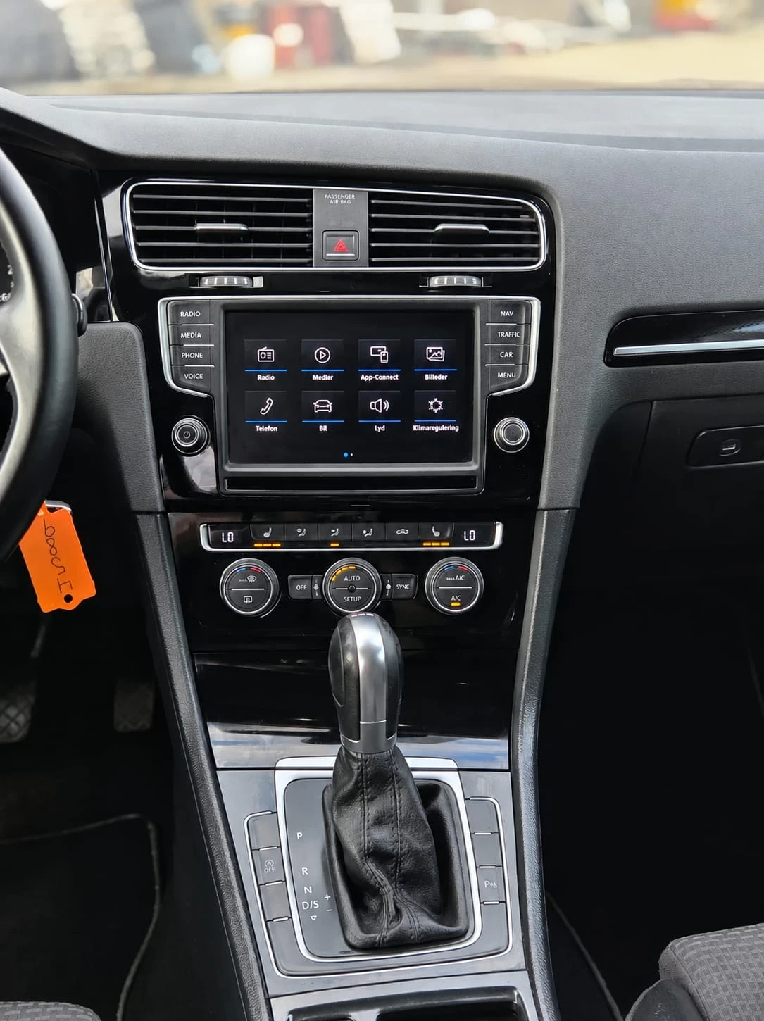 VW Golf 2.0 TD?   150кс, снимка 6 - Автомобили и джипове - 56629403