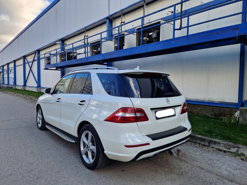 Mercedes-Benz ML 350 Камера Подгрев Лизинг, снимка 4 - Автомобили и джипове - 52957352