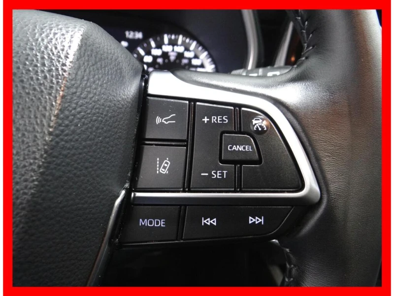 Toyota Highlander XLE* AWD* 7 МЕСТА, снимка 7 - Автомобили и джипове - 53035125