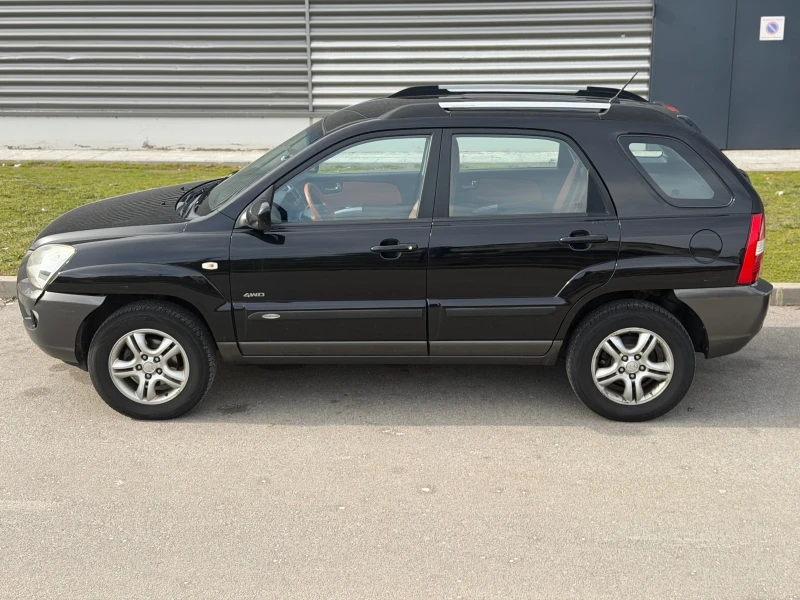 Kia Sportage 2.7/4WD/АВТОМАТ/ТОП, снимка 3 - Автомобили и джипове - 53539264