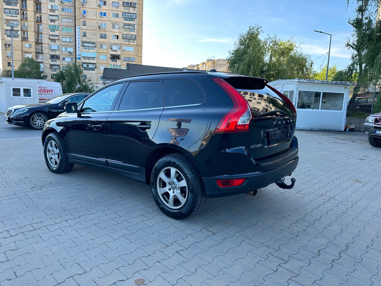 Volvo XC60 2.0 T - изображение 6