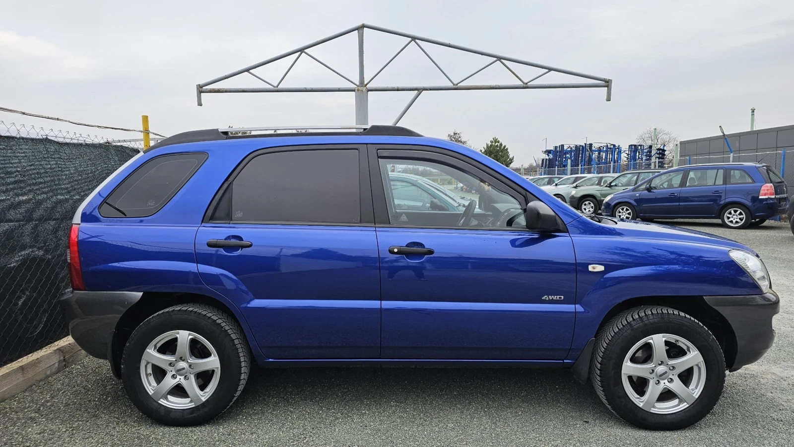 Kia Sportage 2.0i 4WD | Mobile.bg — изображение 13