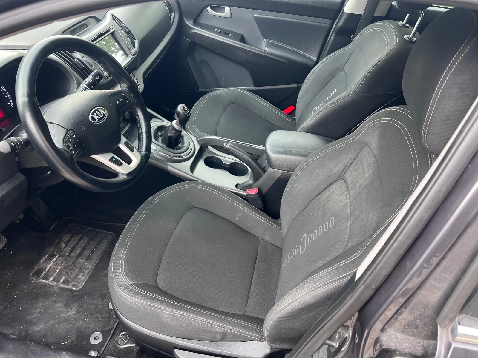 Kia Sportage 1.6 i - изображение 8