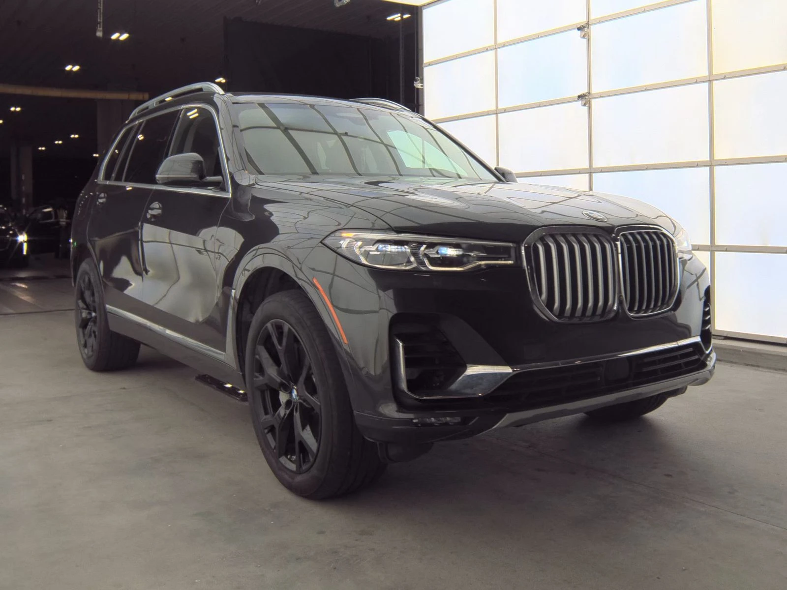 BMW X7 xDrive40i  ! ///3xTV | Mobile.bg   1