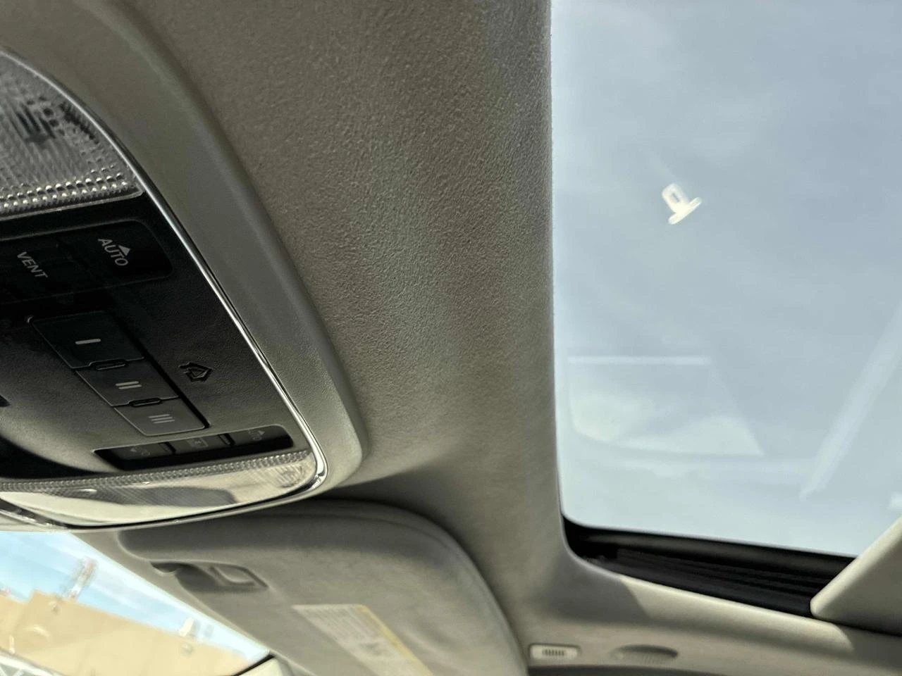 Jeep Grand cherokee Summit 3.6* Carplay* Обдух* Distronic* Въздушно, снимка 11 - Автомобили и джипове - 53900609